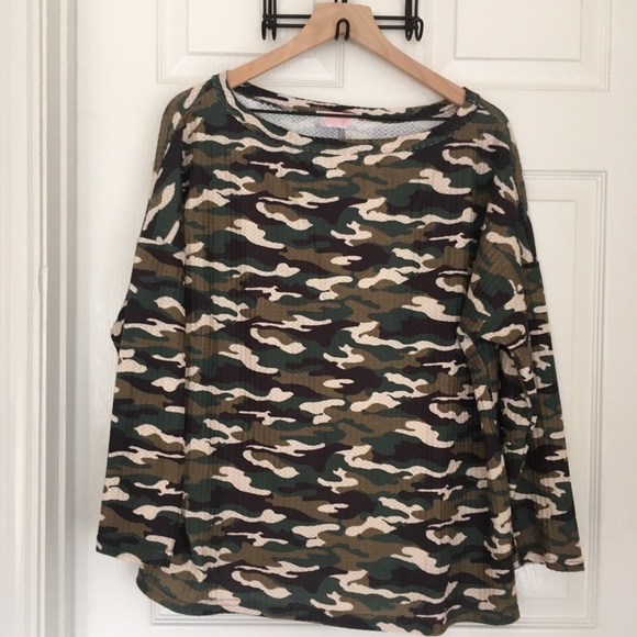 C+D+M Tops - 🛍 Camo Thermal Top